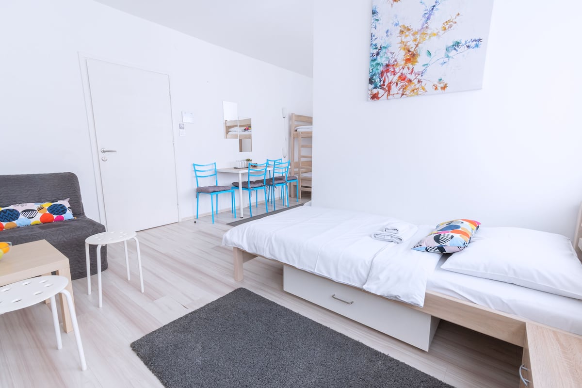 Family Quadruple Room, Shared Bathroom