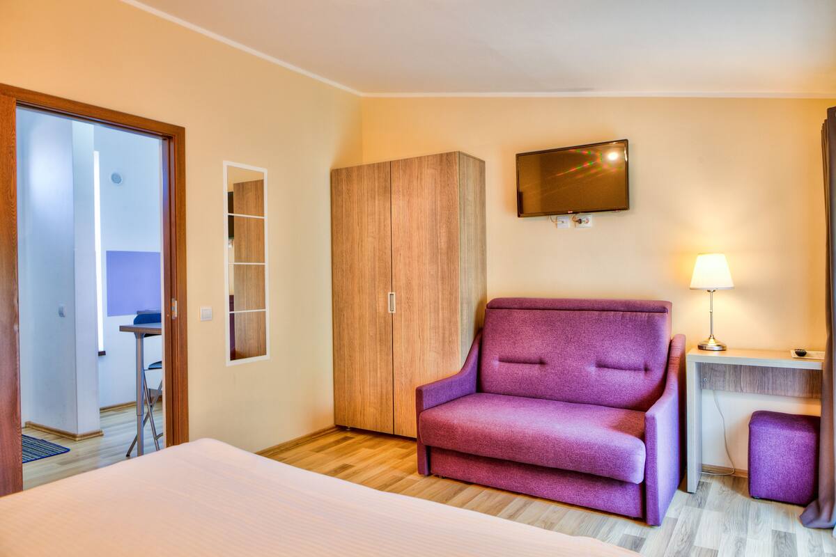 Studio Economy | 1 bedroom, minibar, blackout curtains, soundproofing