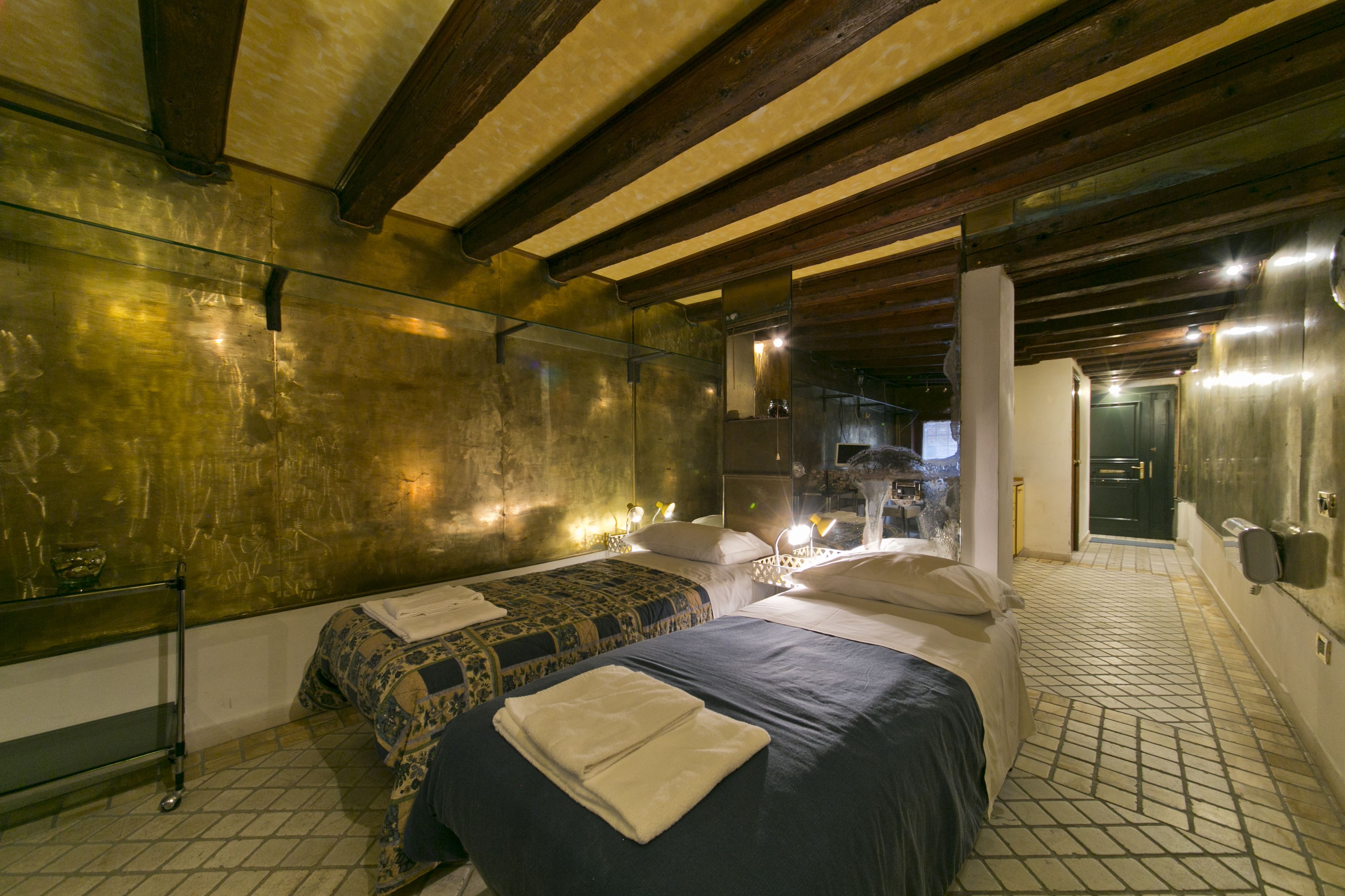 经济开间, 2 张单人床