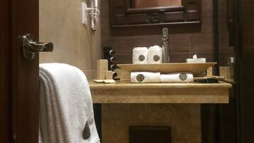 Classic Room | Bathroom