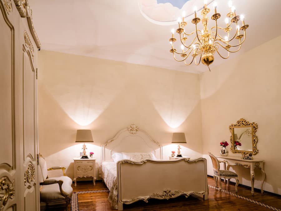 In-room safe, desk, free WiFi, bed sheets