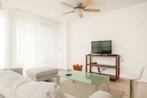 Living room - Luxury 3BR Condo HZ by TA (Cancun)