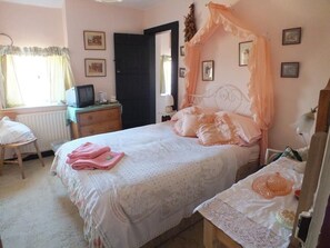 Chambre Double, salle de bains attenante