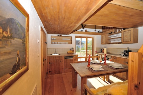 Comfort Apartment, 1 Bedroom | Private kitchen | Fridge, oven, stovetop, dishwasher