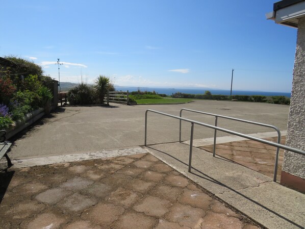 Grill-/Picknickplatz