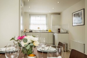 In-room dining - Urban Chic - Covent Garden (London)