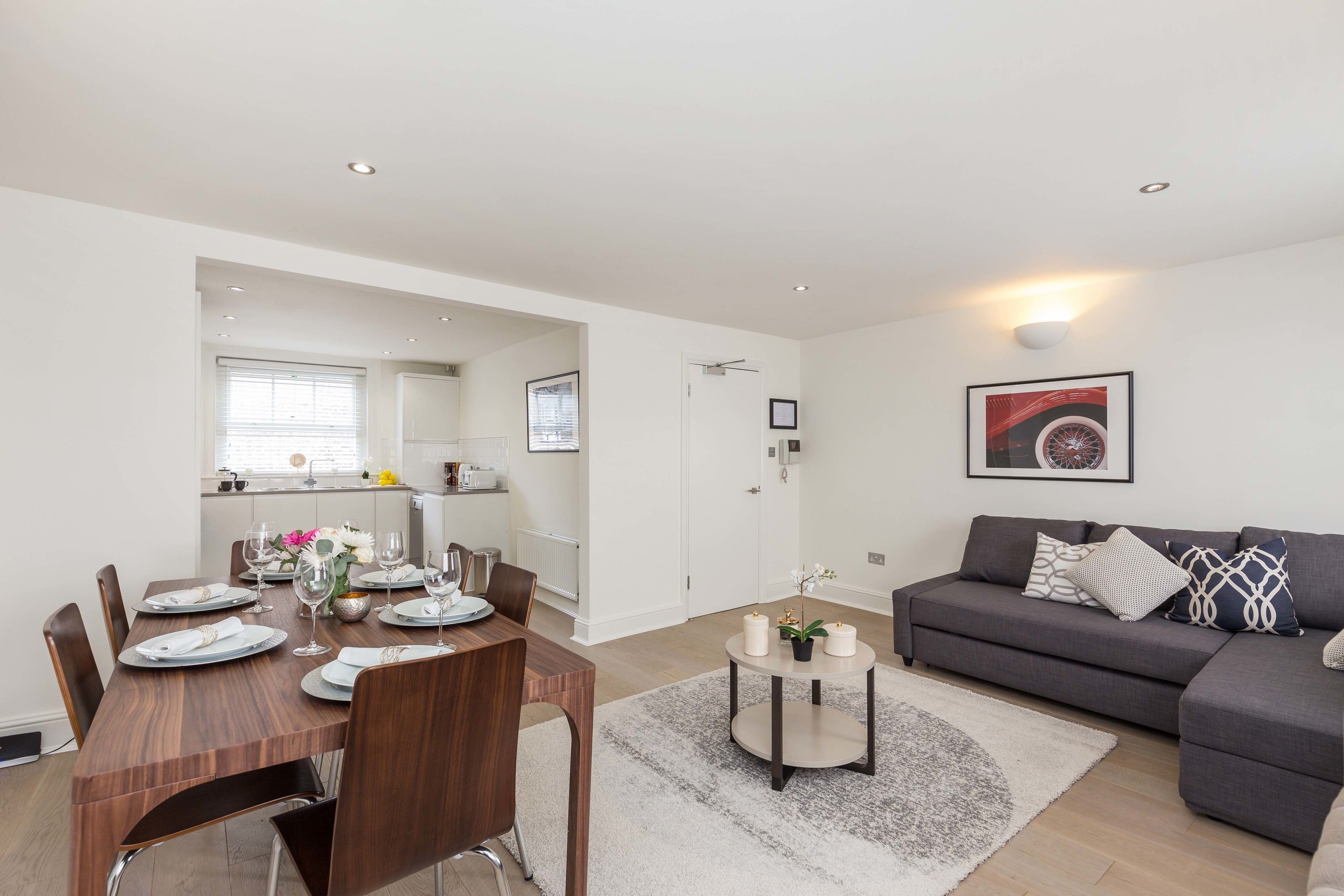 Apartment - Split Level | Living area