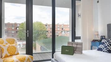 In-room safe, iron/ironing board, cots/infant beds, free WiFi