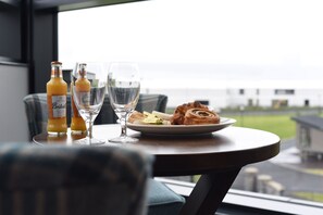 Matservice pÄ rummet