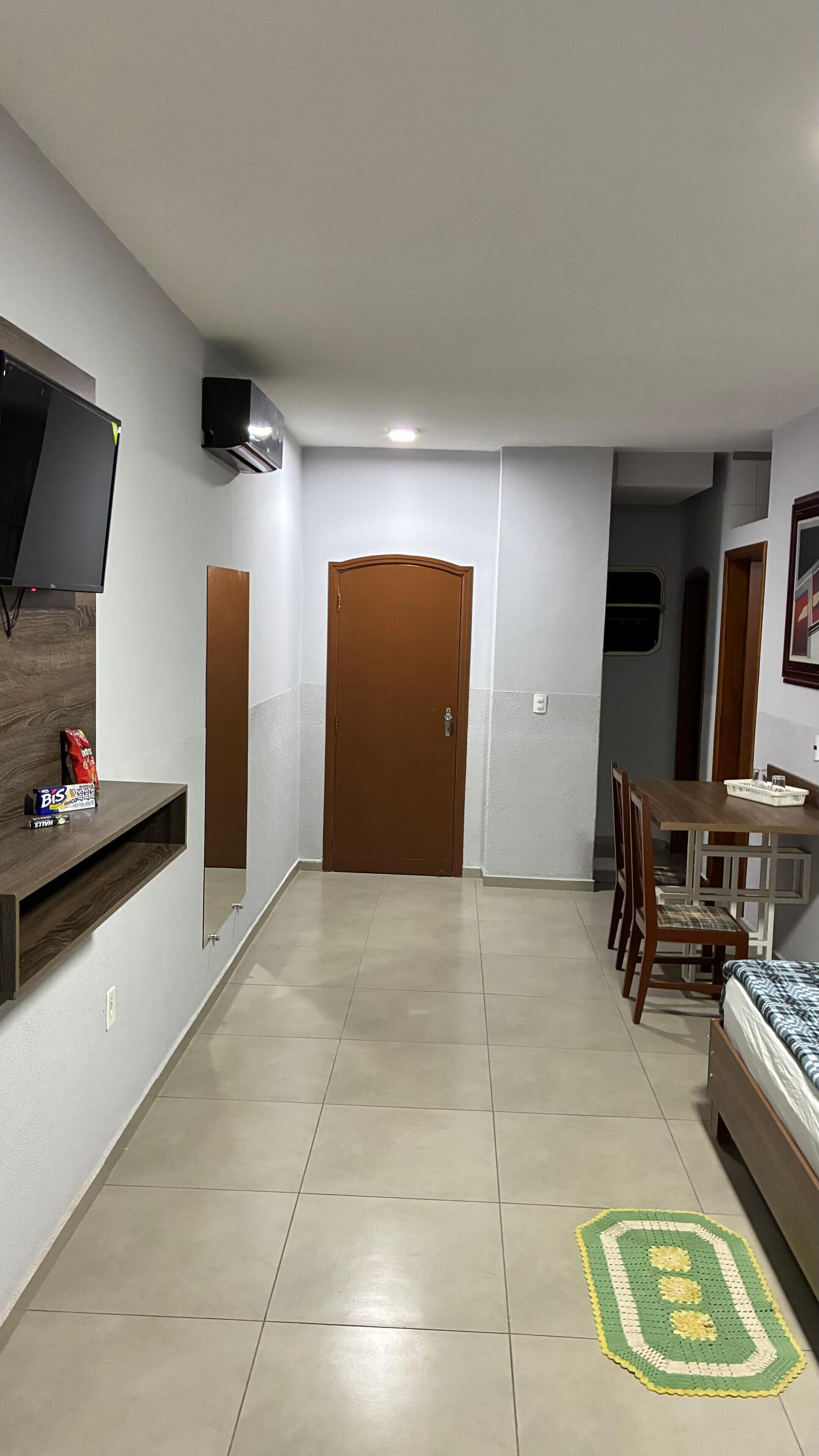 Suite (VIP) | Desk, soundproofing, free WiFi, bed sheets