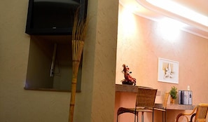 Room amenity