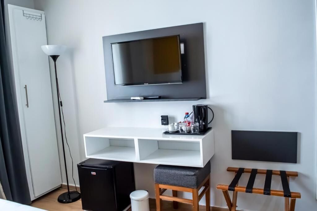 standard double or twin room | 1 bedroom, premium bedding, minibar, in-room safe