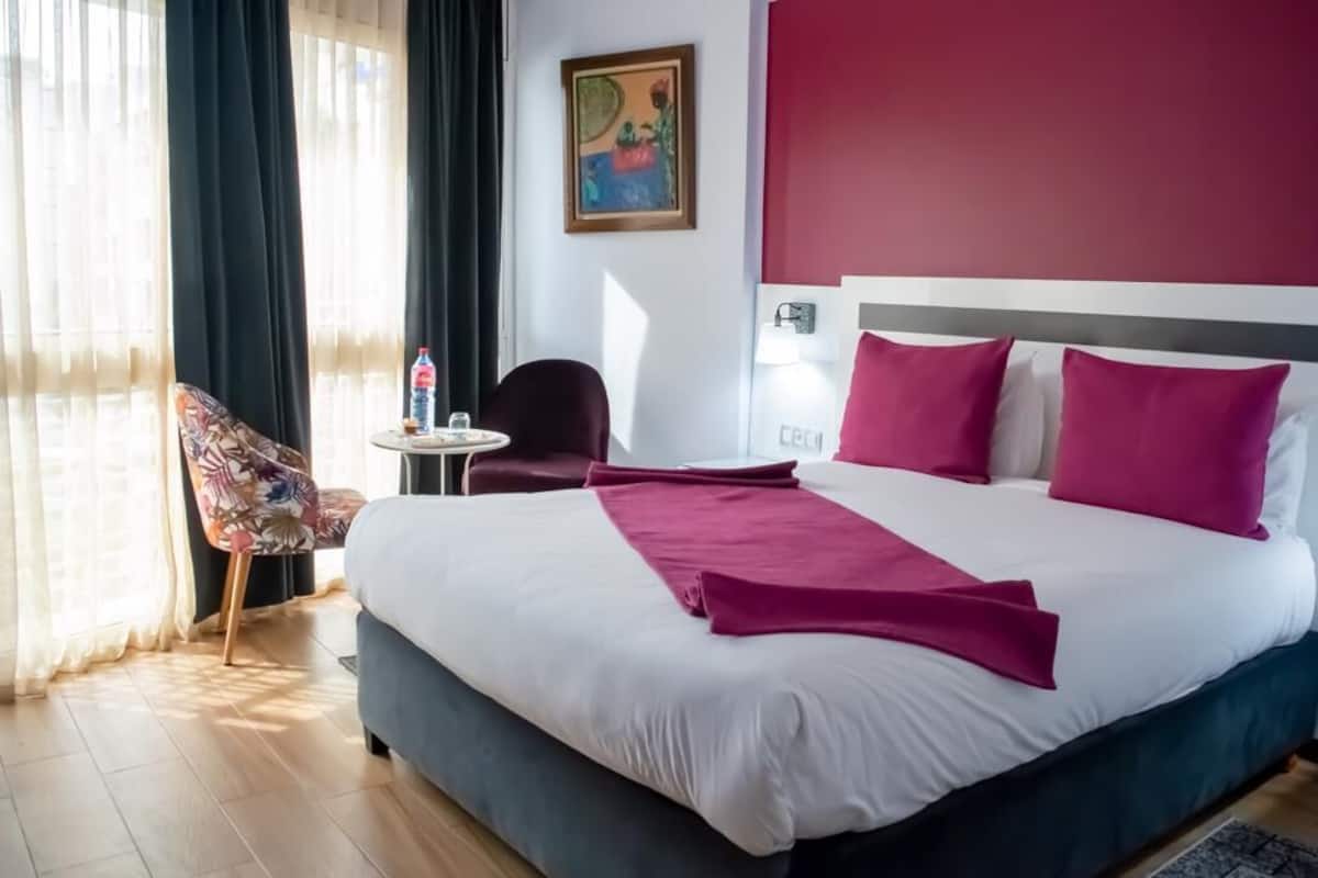 Camera Superior con letto matrimoniale o 2 letti singoli | Biancheria da letto di alta qualità, minibar, una cassaforte in camera