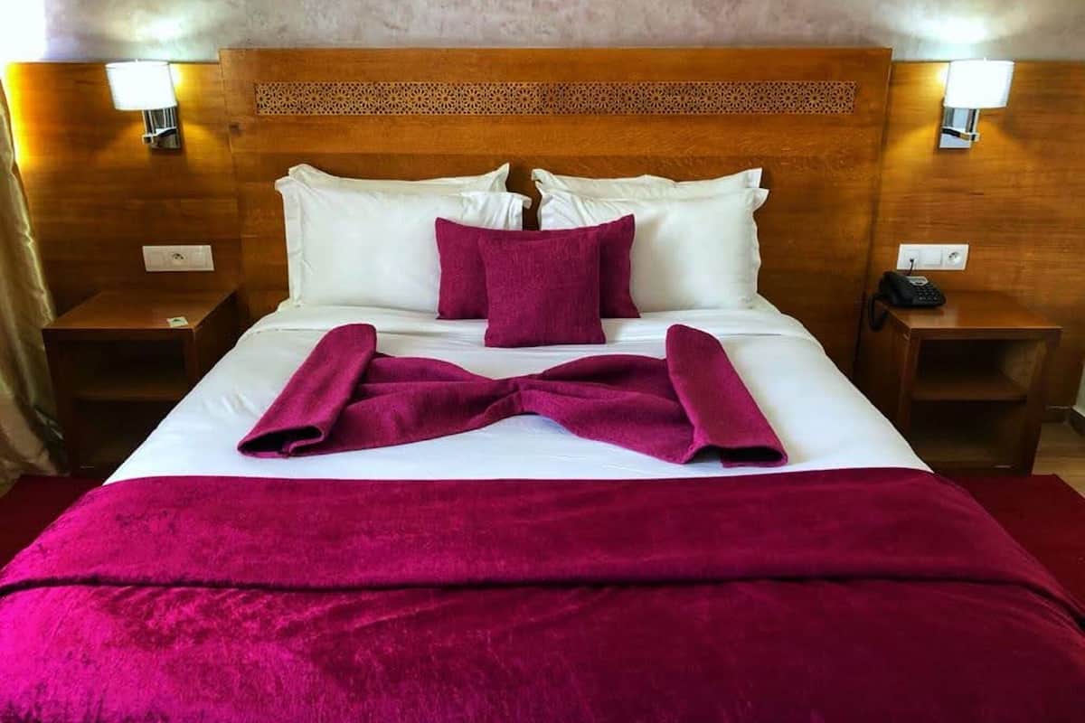 family apartment, 2 bedrooms | 1 bedroom, premium bedding, minibar, in-room safe