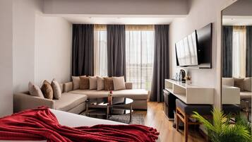 Premium bedding, minibar, in-room safe, desk