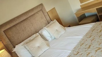 Apartment, Private Bathroom (2 Bedroom)