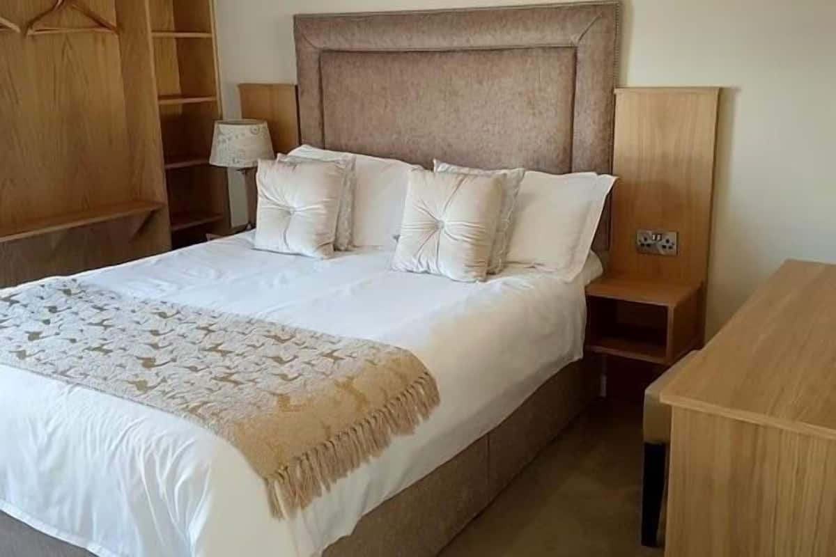 Apartment, eigenes Bad (second floor)