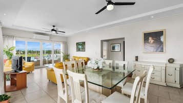 Suite Premium Vista a la Marina. | Coin séjour