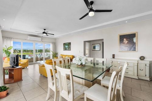 Marina Banderas Suites