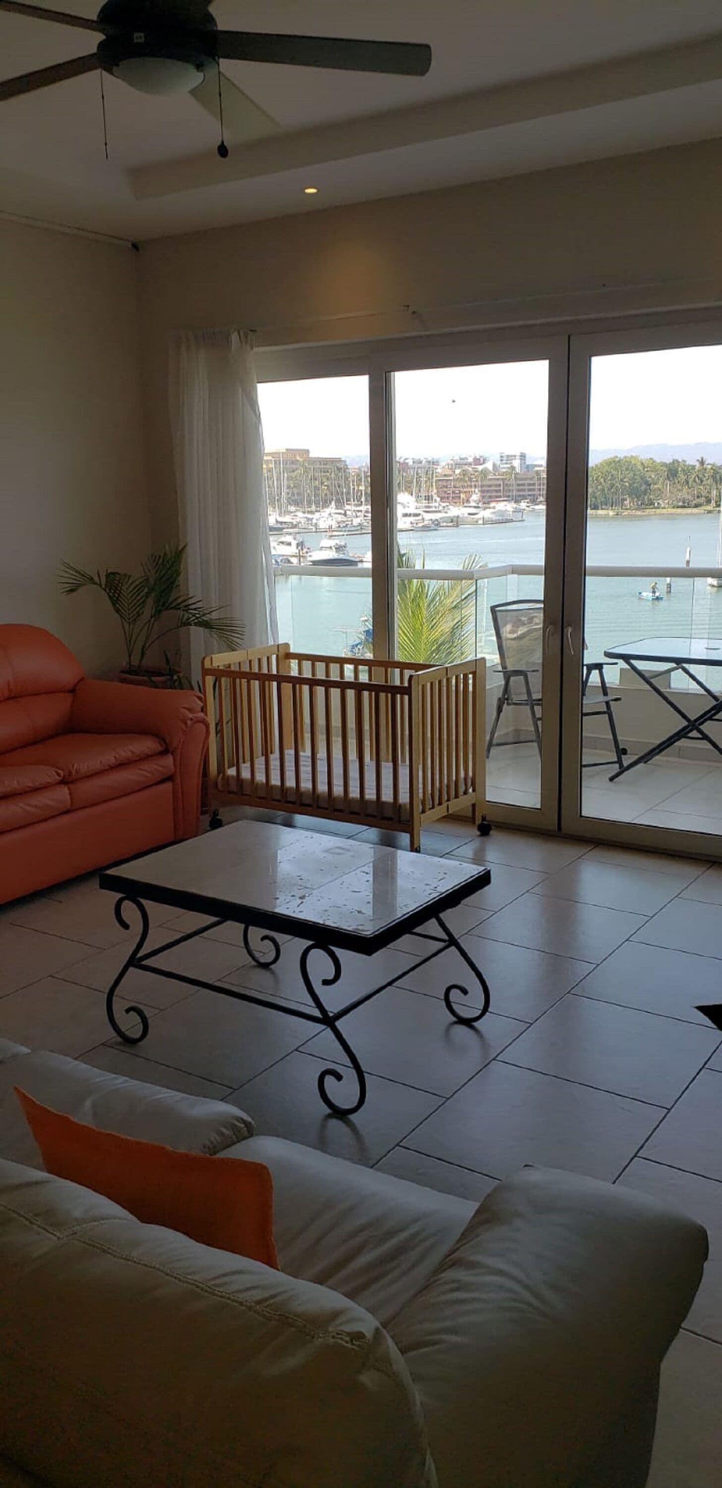 32-inch lcd tv with cable channels, tv