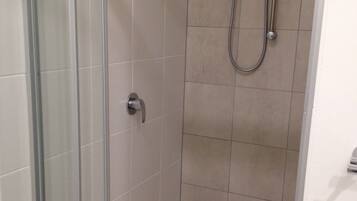 Douche de la salle de bain