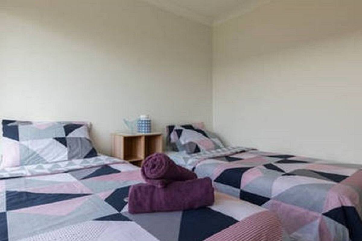 4 habitaciones, wifi gratis y ropa de cama 