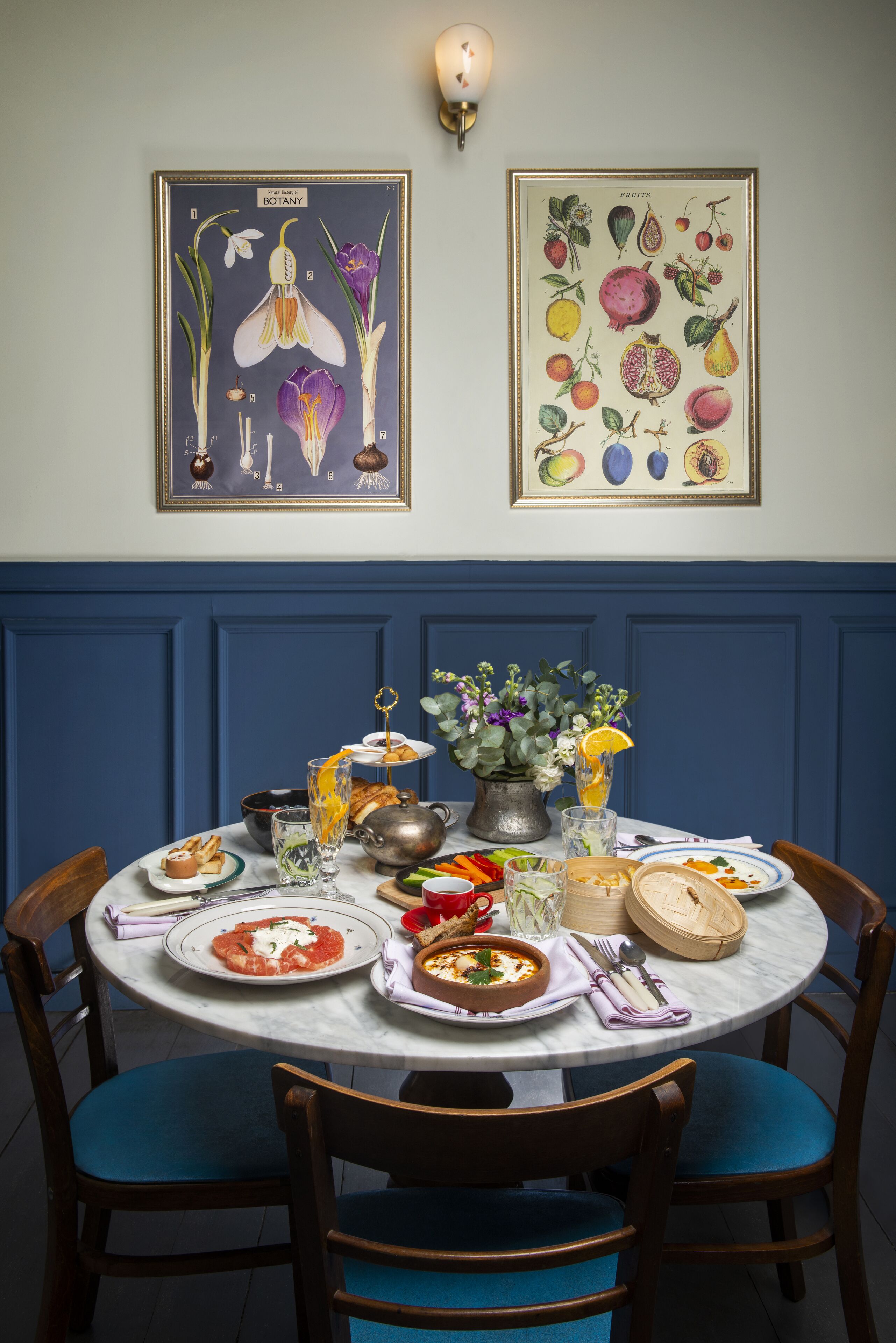 Daily buffet breakfast (GEL 40 per person)