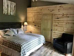 2 bedrooms, iron/ironing board, travel cot, free WiFi