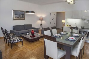 Penthouselejlighed | Opholdsområde | Fladskærms-tv