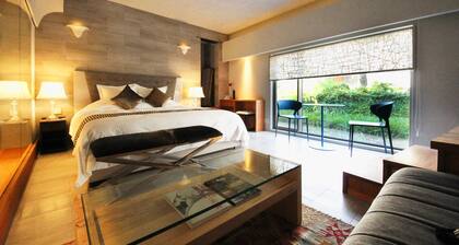 Shikinean Gion Shirakawa