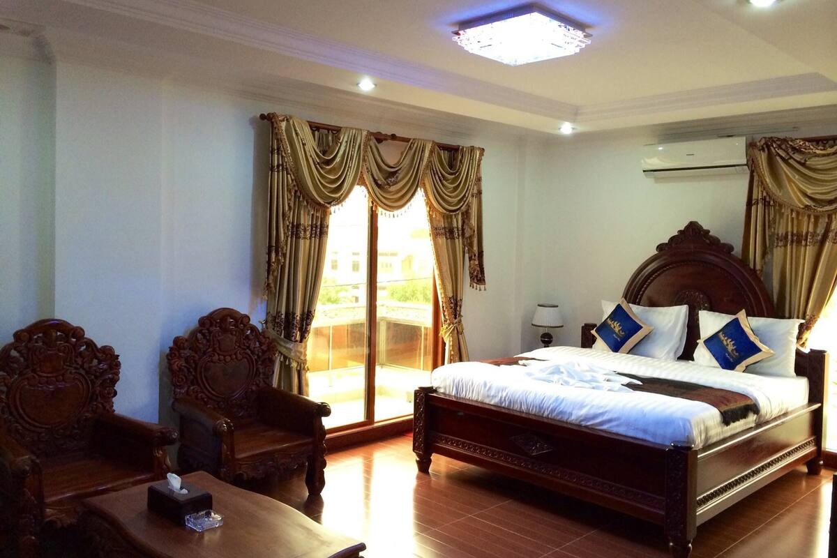 ห้องพัก (VIP ) | มินิบาร์, ตู้นิรภัยในห้องพัก, โต๊ะทำงาน, Wi-Fi ฟรี