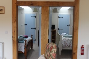 2 Schlafzimmer, Bügeleisen/Bügelbrett, WLAN, Bettwäsche