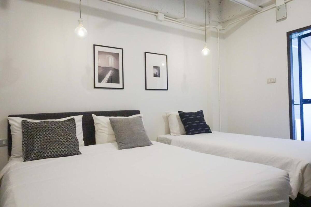 Desk, blackout curtains, free WiFi, bed sheets