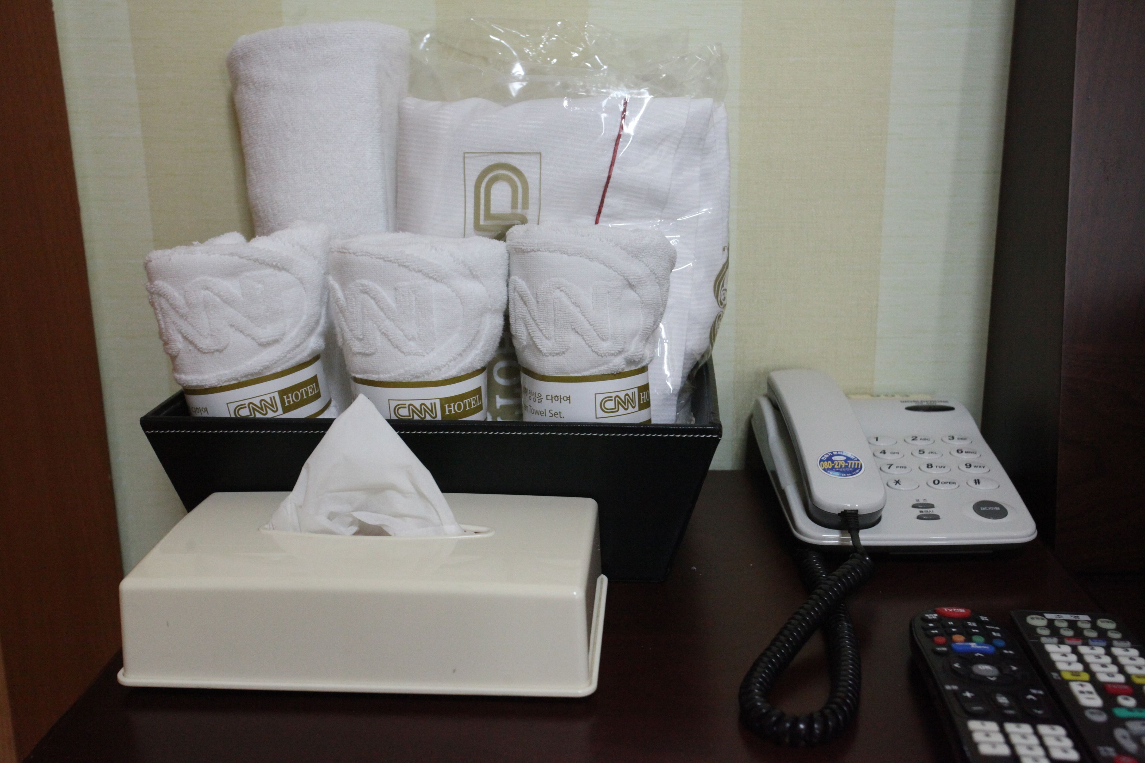 standard double room | room amenity