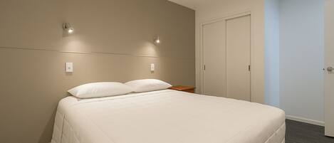 1 bedroom, laptop workspace, iron/ironing board, free WiFi