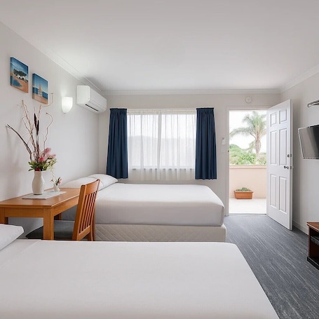 1 bedroom, laptop workspace, iron/ironing board, free WiFi