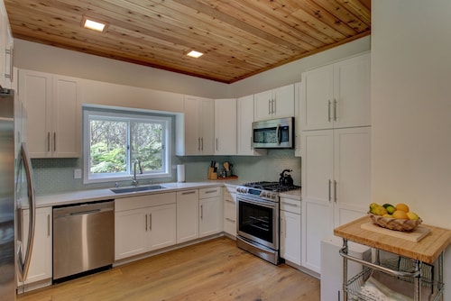 Volcano Forest House next to Volcano National Park