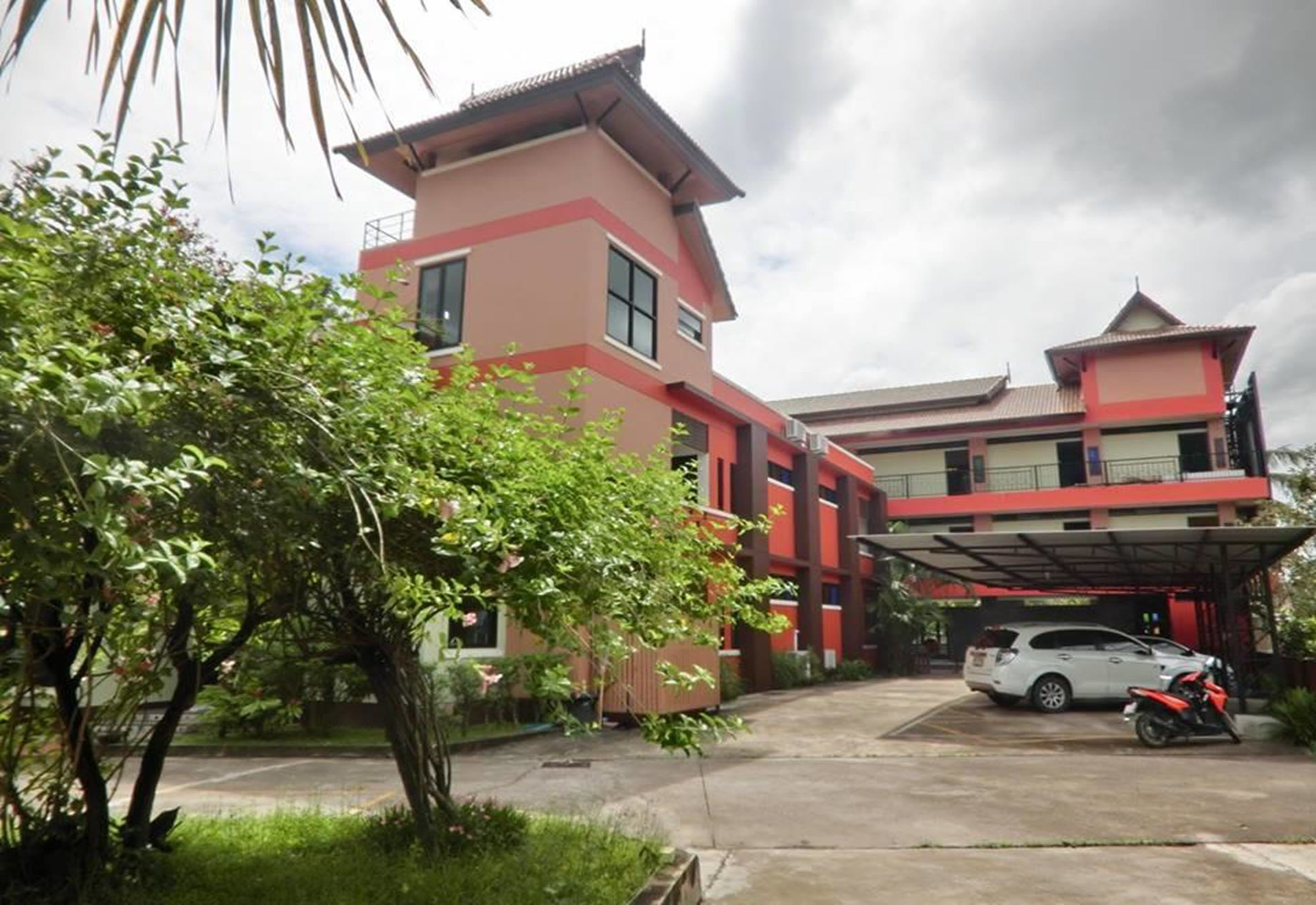 واجهة المنشأة