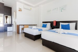 Deluxe Twin Room | WiFi (free), bed sheets - Preme Village (Ubon Ratchathani)