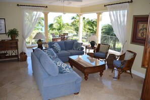 Flat-screen TV, DVD player, books - Spectacular 3 BR Beach Front End Unit-BREATHTAKING Views of the ocean and beach. (Grace Bay)
