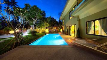 Kamar Premium | Teras/patio