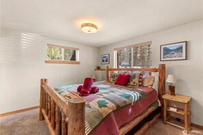 2 多间卧室、熨斗/熨衣板、收费 WiFi、床单