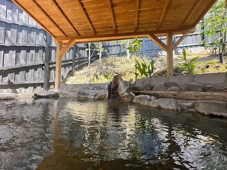 Cottage with Open-air Bath (RINDOU) | Bathroom | Combined shower/tub, spring water tub, free toiletries, hair dryer