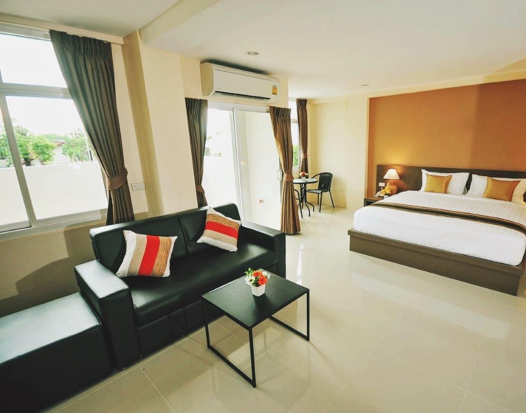 suite | minibar, soundproofing, free wifi, bed sheets