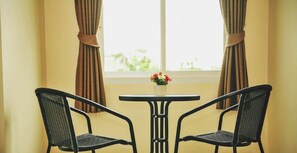 Minibar, schallisolierte Zimmer, kostenloses WLAN, Bettwäsche