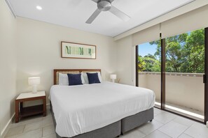 Căn hộ, 2 phòng ngủ, quang cảnh resort | 2 phòng ngủ, bộ đồ giường cao cấp, phòng cách âm 