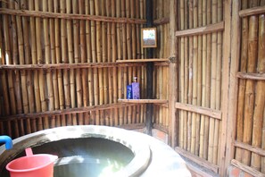 บังกะโล, วิวสวน | ห้องน้ำ | อ่างอาบน้ำ, ผ้าเช็ดตัว