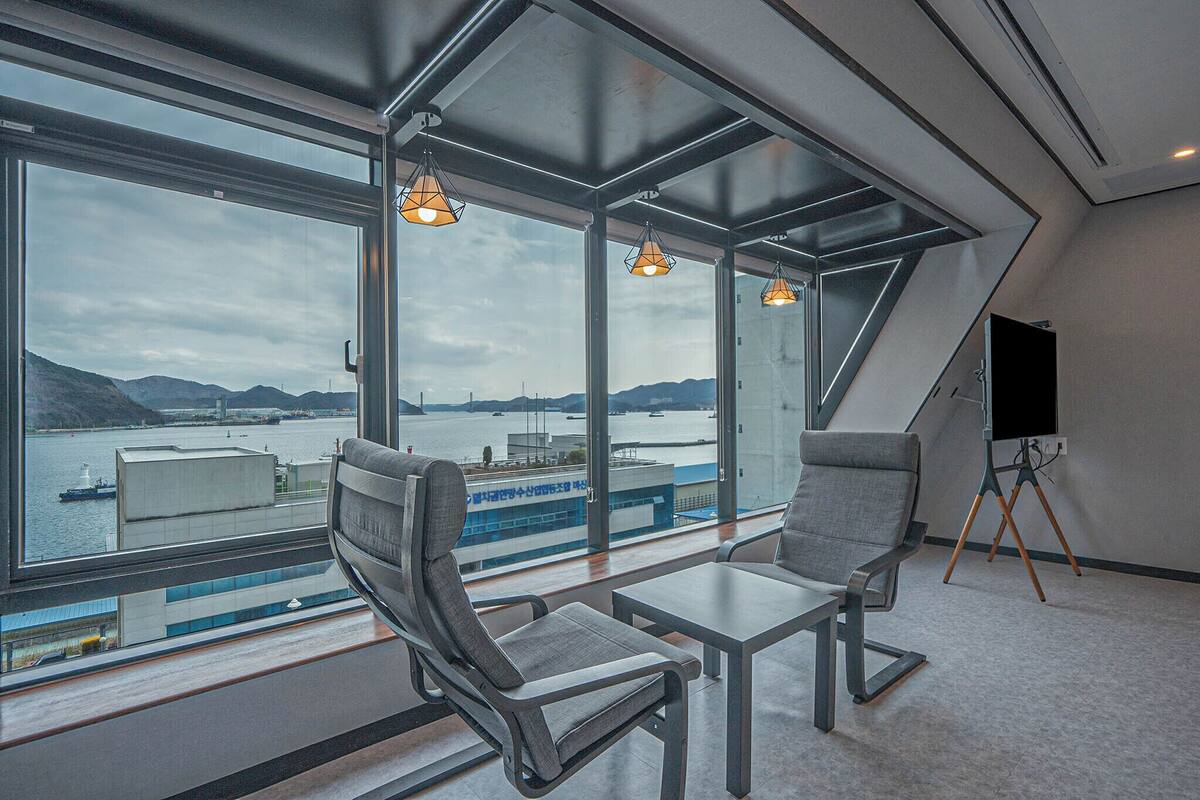 VIP Twin Ocean View Room | 高档床上用品、免费 WiFi、特色装修、床单
