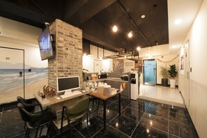 บริเวณภายนอก