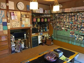 Interior - OKINAWA MOTOBU GUESTHOUSE - Hostel (Motobu)